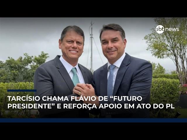 Tarcísio chama Flávio Bolsonaro de “futuro presidente” e reforça apoio em ato do PL | #SBTNews