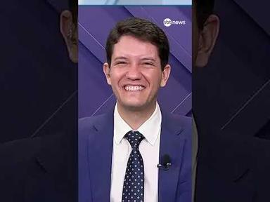 Redação interrompe jornal com gol do Egito contra a Argentina | #SBTNews