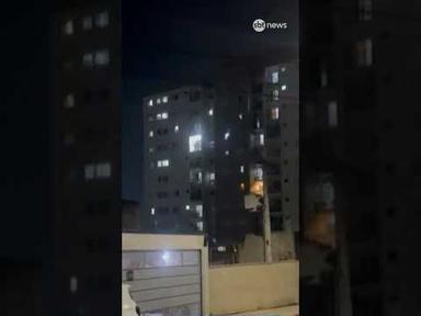 Prédio abandonado há 10 anos desabada em SP; bombeiros fazem buscas por vítimas