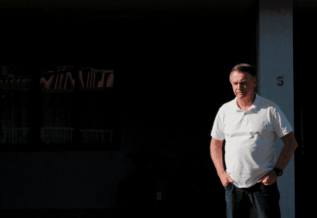 Perícia da PF diz que não há necessidade de transferir Bolsonaro da Papudinha