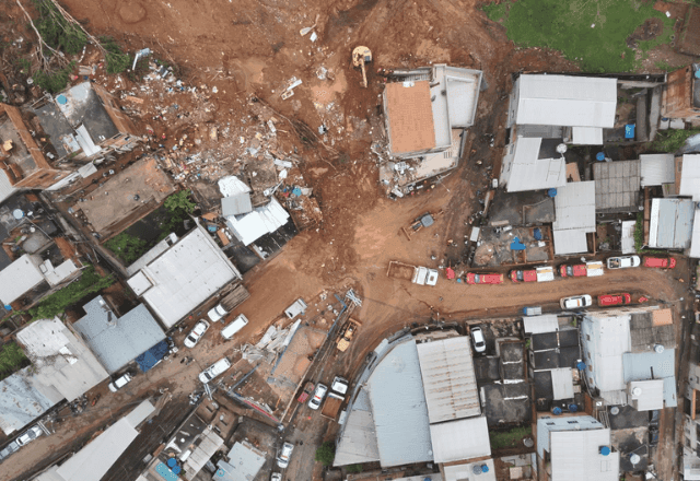 Chega a 58 o número de mortos pela chuva na Zona da Mata mineira