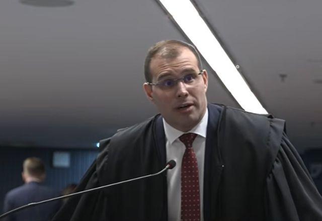 Defesa do ex-ministro Paulo Sérgio Nogueira fala no julgamento da tentativa de golpe; assista ao vivo