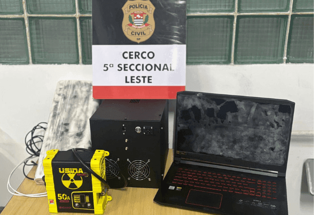 Polícia desativa central clandestina de SMS usada em golpes em SP