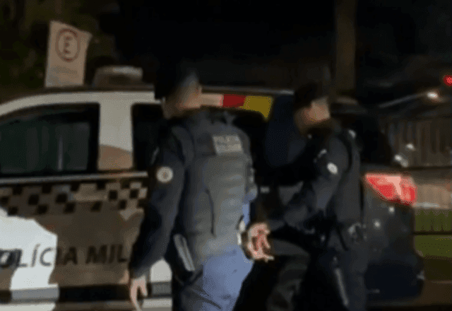 Homem é preso por agredir e tentar atropelar ex-esposa no DF