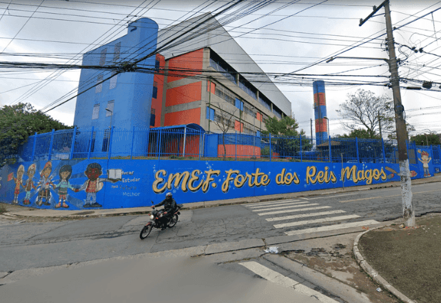 Estudante sofre racismo dentro de escola e irmã, que foi defender, leva soco de colega 