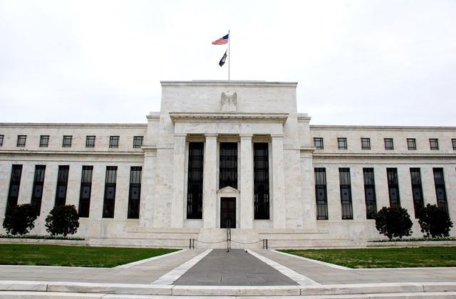 Fed corta juros dos EUA pela terceira vez seguida em 2025; taxa cai para 3,50% a 3,75%
