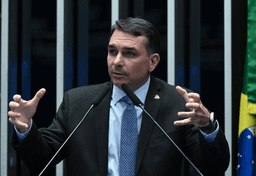 Imagem da notícia Filho de Bolsonaro anunciou pré-candidatura à Presidência | Carlos Moura/Agência Senado