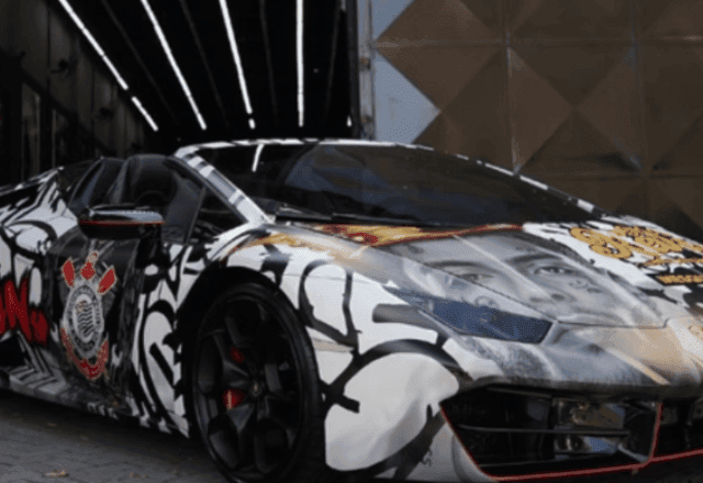 Justiça libera carro de luxo de MC Ryan após acordo de reparo em gramado