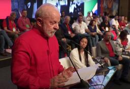 Imagem da notícia Lula em evento quer empossou dirigentes do PT | Foto: Divulgação