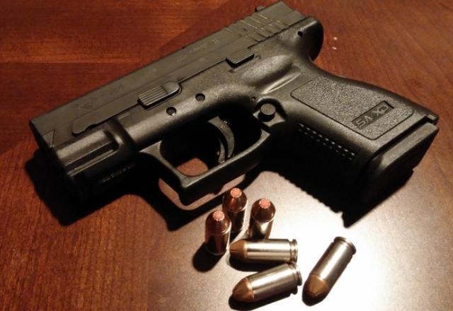 Comissão da Câmara aprova projeto que cria política de acesso à primeira arma de fogo