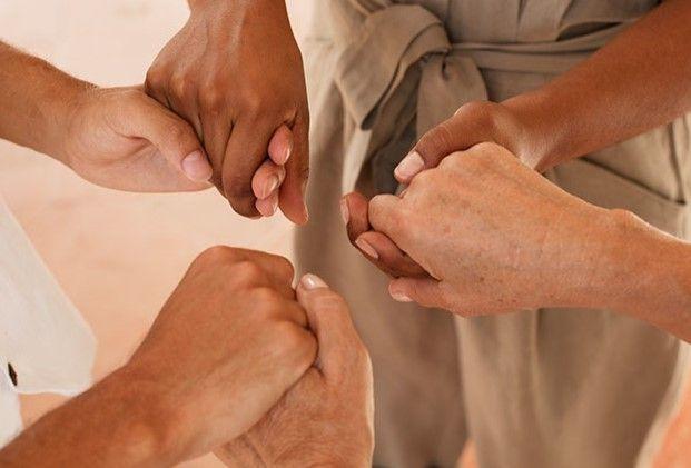 Censo 2022: número de católicos atinge menor patamar da história; evangélicos crescem