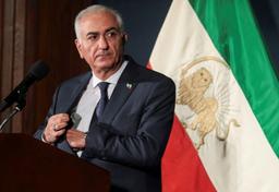 Imagem da notícia Reza Pahlavi, filho exilado do xá iraniano que foi derrubado, dá entrevista coletiva em Washington 16/01/2026 | Foto: REUTERS/Jonathan Ernst