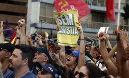 imagem da notícia Manifestantes vão às ruas contra o PL da Dosimetria em diversas cidades do país no domingo (14)