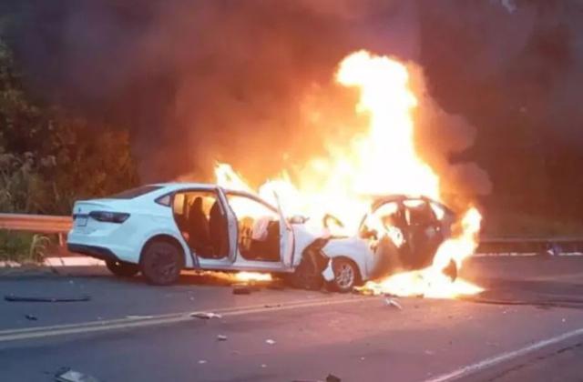 Acidente na BR-287 deixa quatro mortos e três feridos no Rio Grande do Sul