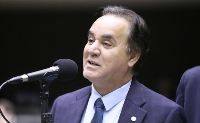 Suplente que deve assumir mandato de Carla Zambelli diz que “estava pronto para receber a notícia”