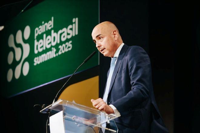 Redes de telecom em risco: cabos roubados dariam duas voltas na rota Brasília–SP–Rio–Brasília, diz Griselli