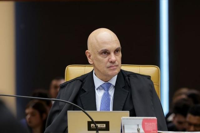 STF homenageia Moraes por 9 anos de atuação na Corte: “O Brasil tem dívida com Vossa Excelência”