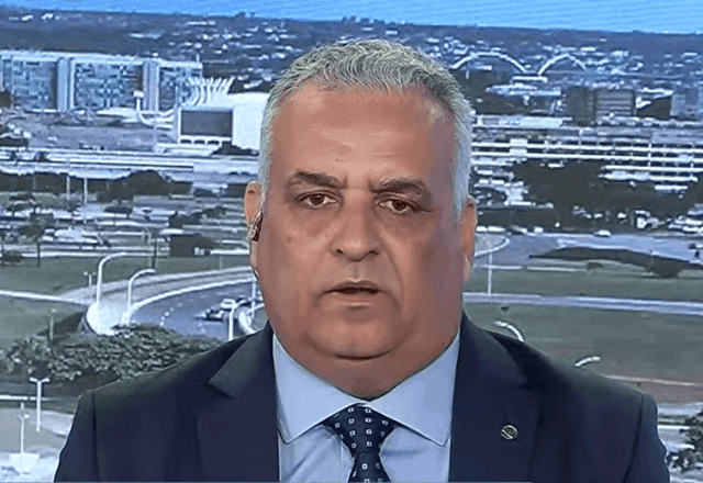 “Se quiser dar recado político, a CPMI é um bom palco”, diz relator sobre depoimento de Vorcaro