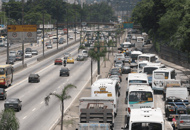 Polícia Civil do Rio faz operação contra suspeitos de matar PM na Avenida Brasil 