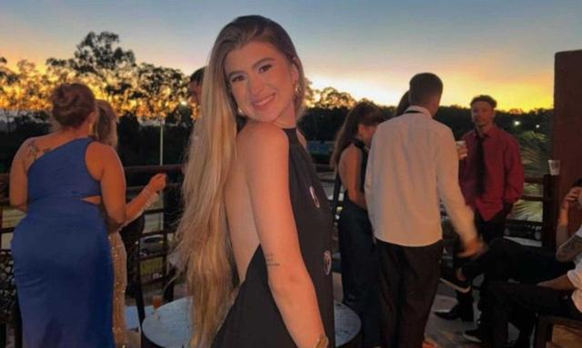Estudante de jornalismo morre eletrocutada após carro bater em poste e explodir em BH