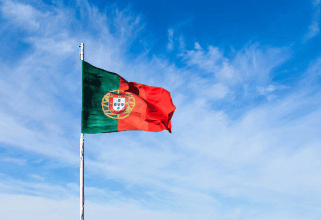 Portugal deve exigir sete anos de residência para brasileiros obterem cidadania