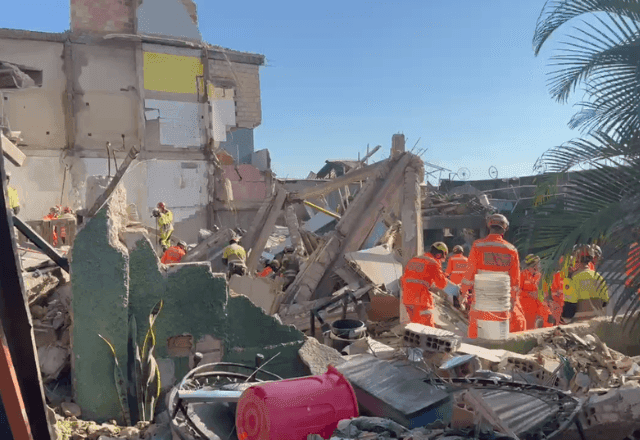 Desabamento em prédio com lar de idosos deixa seis mortos em Belo Horizonte
