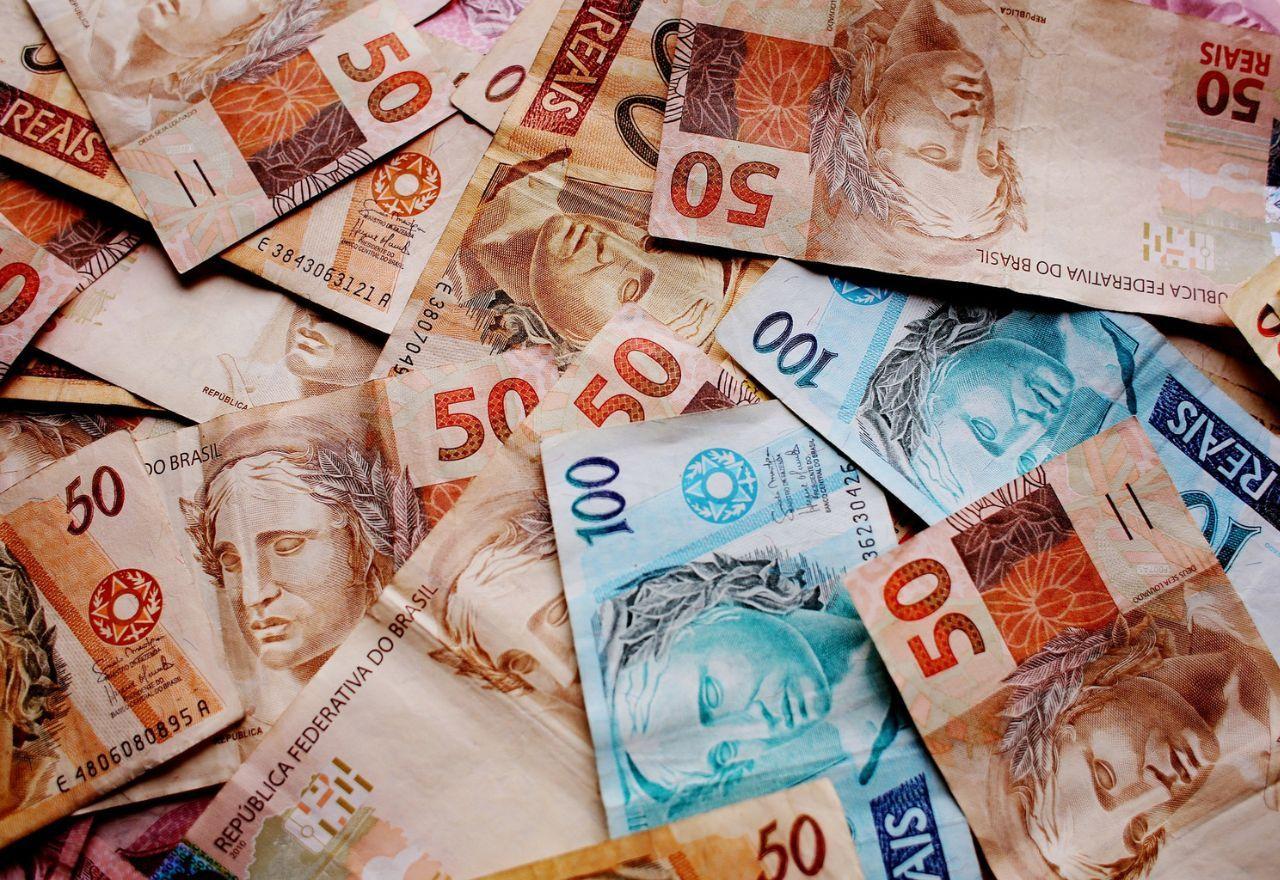 PIB perde força e cresce 0,4% no segundo trimestre de 2025