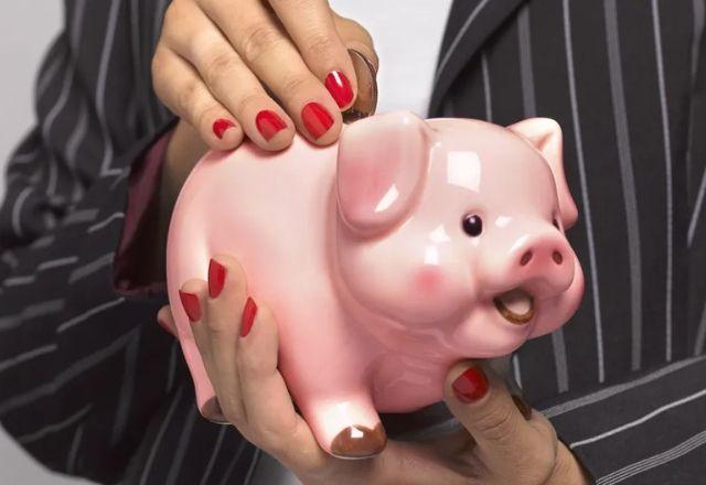 Vale Investir? Veja simulação de quanto rendem R$ 100 no Tesouro Reserva