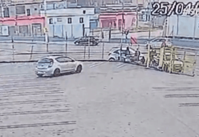 Homem invade estacionamento, atropela três e mata vendedor em Barueri (SP)