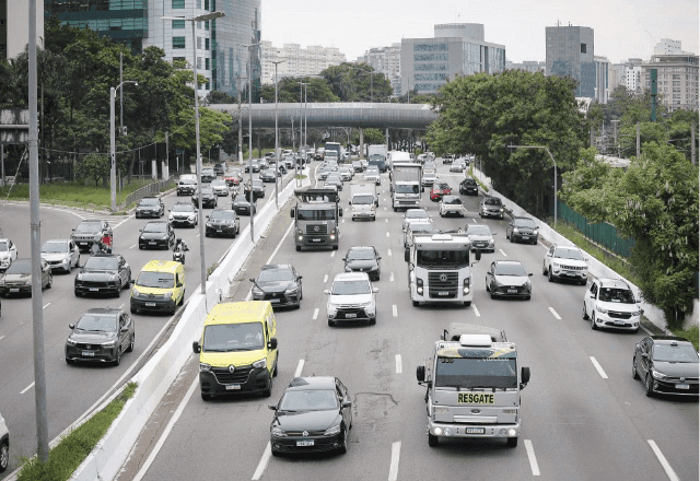 IPVA 2026: prazo da 4ª parcela para placa final 4 termina nesta quarta (15)