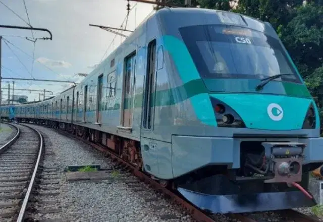 Circulação na Linha 9-Esmeralda, em São Paulo, é afetada após descarrilamento de trem