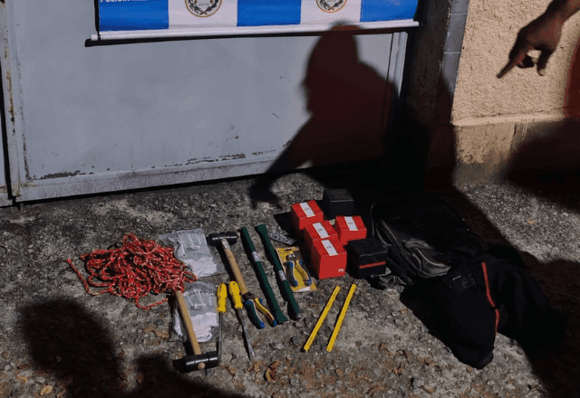 Vídeo: Homens são presos em tubulação ao tentar assaltar Shopping Metropolitano, na Barra da Tijuca (RJ)