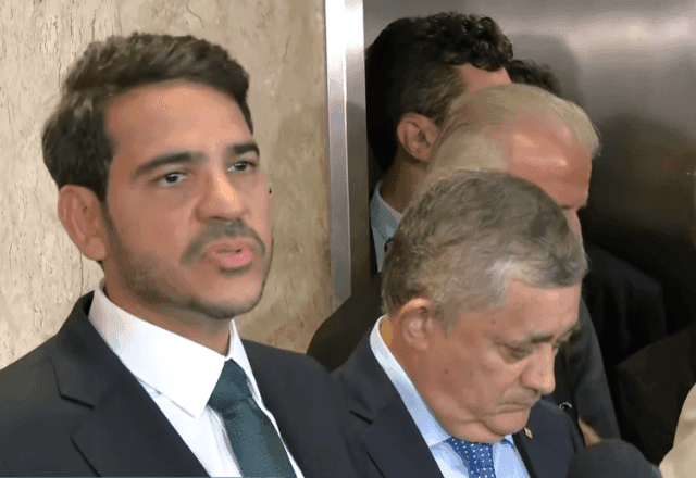 Derrota de Jorge Messias gera clima de cobrança e desconfiança entre aliados do governo