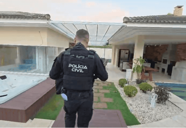 Familiares de Oruam são alvos de operação contra lavagem de dinheiro no Rio