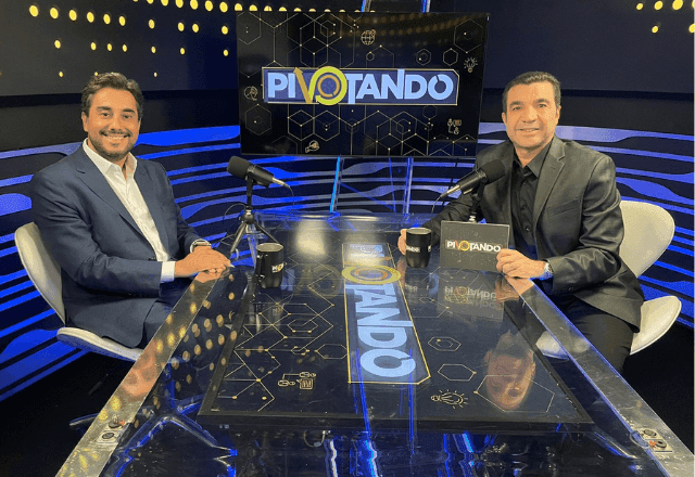 Pivotando: "Amigos, amigos, negócios fazem parte", brinca André Fernandes