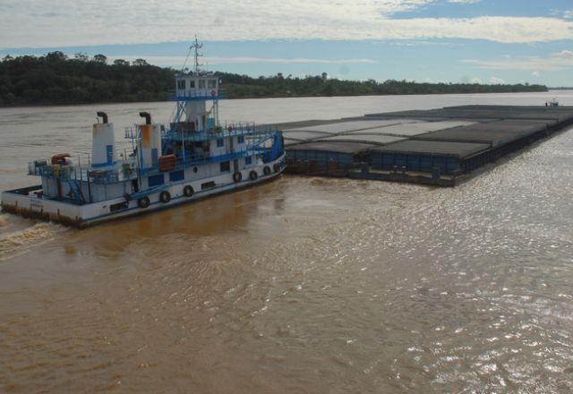 Revogação de concessões de hidrovias no Norte expõe contradições no governo Lula