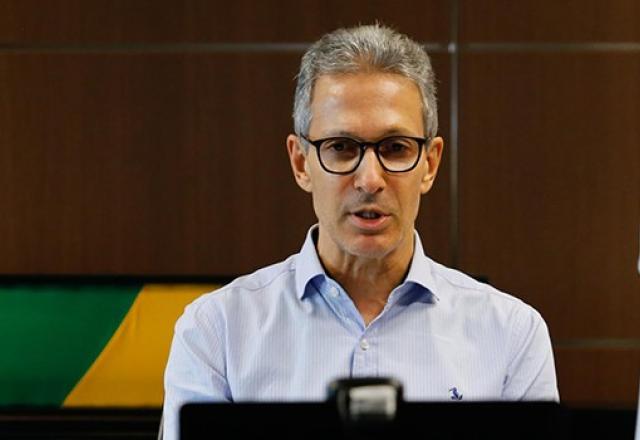 Zema encabeça pedido do Novo para afastar Moraes após vazamento de conversas com Vorcaro