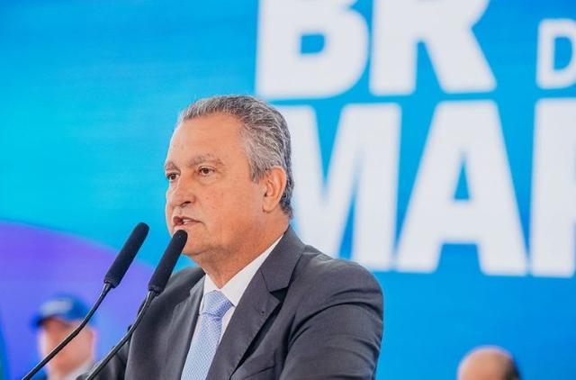 Rui Costa critica investigação dos EUA sobre Pix e 25 de Março: “Intromissão indevida”