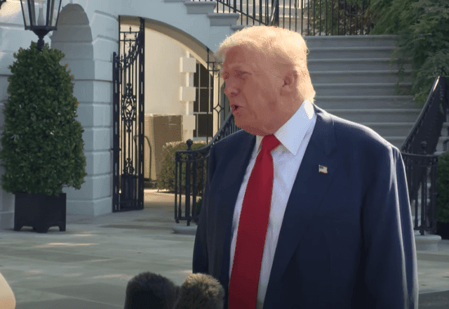 Trump diz que guerra no Irã acabará logo, pois "praticamente não há mais nada" para atacar