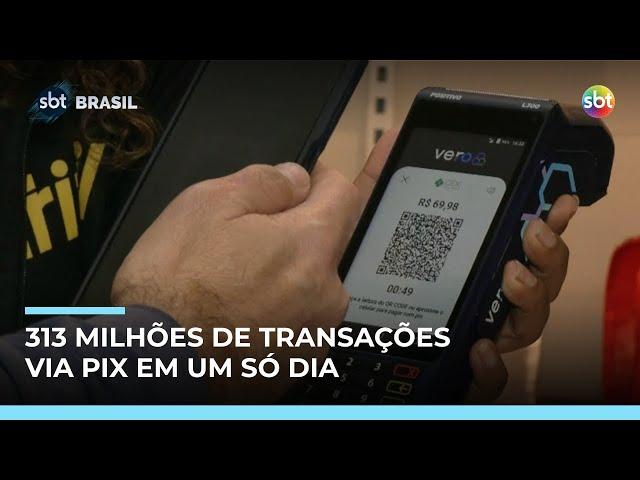 PIX faz 5 anos e bate recorde: mais de 300 milhões de pagamentos em um dia | #SBTBrasil PIX faz 5 anos e bate recorde: mais de 300 milhões de pagamentos em um dia | #SBTBrasil