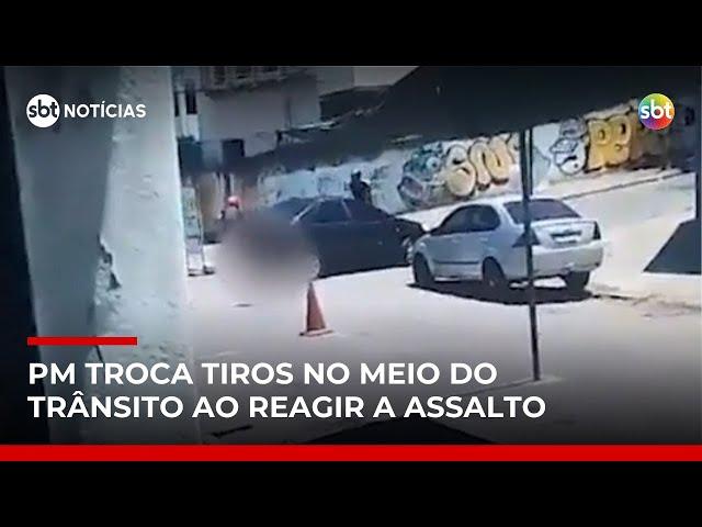 PM reage a assalto e troca tiros no trânsito do Rio; dois ficam feridos | #SBTNotícias PM reage a assalto e troca tiros no trânsito do Rio; dois ficam feridos | #SBTNotícias