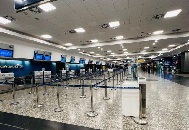 Greve geral na Argentina afeta voos no Brasil