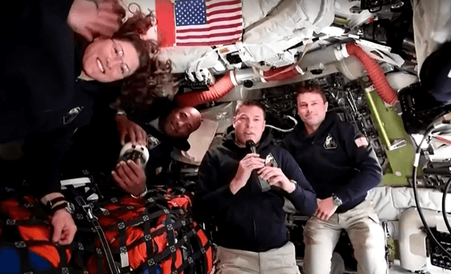 "Lua está definitivamente ficando maior", dizem astronautas da Artemis II no 3º dia de missão