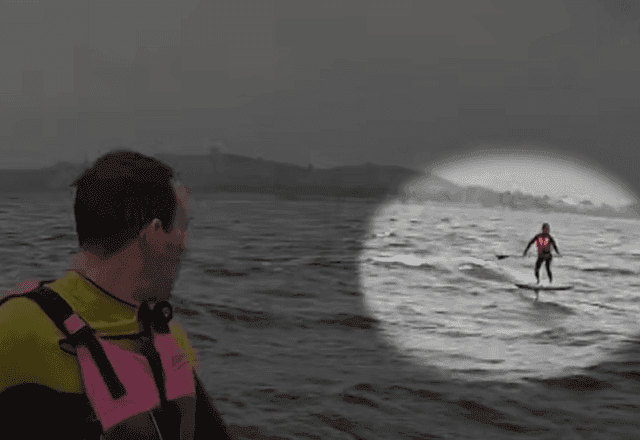 Tubarão persegue surfista na Califórnia por 12 minutos; imagens são impressionantes