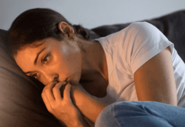 Sono ruim, estresse e dor: os 3 ladrões que estão encurtando sua vida; entenda