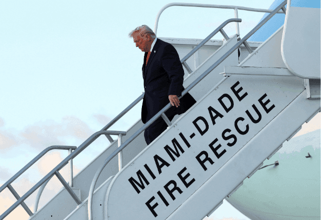 Preços dos combustíveis podem seguir altos até novembro, diz Trump