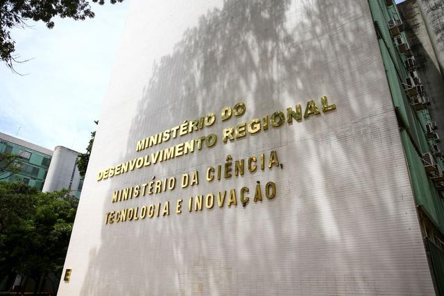 Princípio de incêndio atinge subestação do Ministério da Ciência e Tecnologia