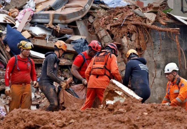 Número de mortos em decorrência das chuvas em Minas Gerais sobe para 64