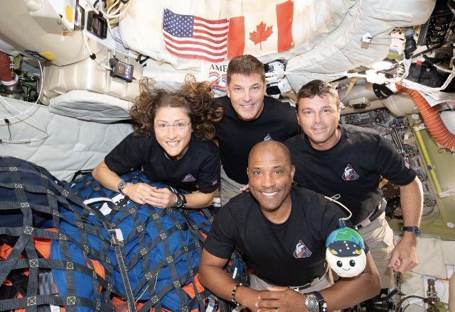 Astronautas da Artemis II retornam à Terra nesta sexta (10); entenda missão