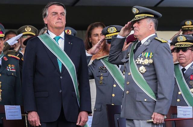 STM autoriza entrega de documentos militares a Bolsonaro em ação de perda de patente